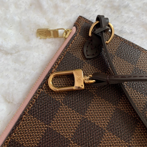 SOLD! Authentic Nevefull MM Pouch. - Picture 4 of 11